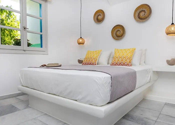 The Seashell Daire Naxos City